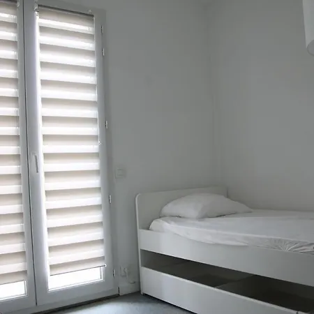 : Duplex Dans Avec Piscine Apartment